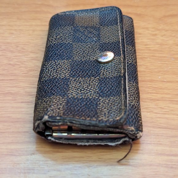 Louis Vuitton Damier Key Holder/Wallet #1665*** - Picture 3 of 9